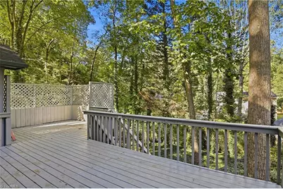 160 Carrisbrooke Lane, Winston-Salem, NC 27104 - Photo 16