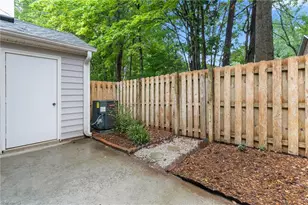 2508 Cottage Pl, Greensboro, NC 27455 - Photo 20