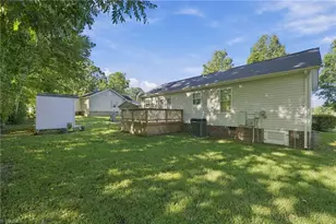 1716 Pine Knoll Ct, Asheboro, NC 27203 - Photo 24