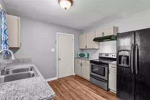4105 Flagstaff Ct, Greensboro, NC 27406 - Photo 10