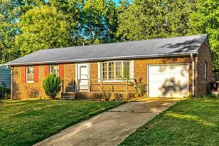 4105 Flagstaff Ct, Greensboro, NC 27406 - Photo 2