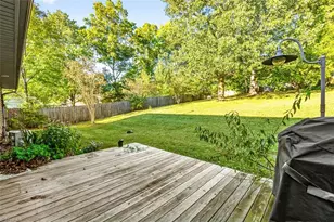 4105 Flagstaff Ct, Greensboro, NC 27406 - Photo 22
