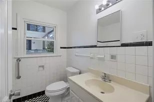 3123 W Friendly Ave, Greensboro, NC 27408 - Photo 20