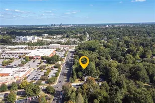 3123 W Friendly Ave, Greensboro, NC 27408 - Photo 32
