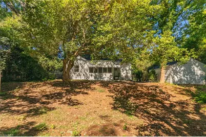 3123 W Friendly Avenue, Greensboro, NC 27408 - Photo 28