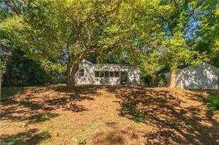 3123 W Friendly Ave, Greensboro, NC 27408 - Photo 28