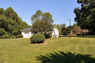 708 Hudson St, Winston-Salem, NC 27105 - Photo 14