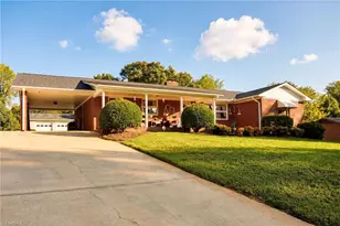 708 Hudson St, Winston-Salem, NC 27105 - Photo 14