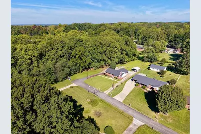 708 Hudson Street, Winston-Salem, NC 27105 - Photo 4