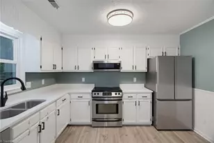 1204 Eagle Rd, Greensboro, NC 27407 - Photo 14