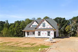 174 Maple Trce Dr, Wallburg, NC 27107 - Photo 4