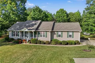 151 Copper Ln, Lexington, NC 27292 - Photo 2