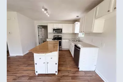 4982 Follansbee Road, Winston-Salem, NC 27127 - Photo 2