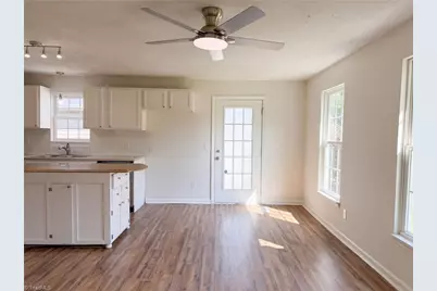 4982 Follansbee Road, Winston-Salem, NC 27127 - Photo 8