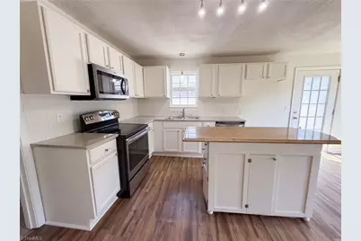 4982 Follansbee Road, Winston-Salem, NC 27127 - Photo 6