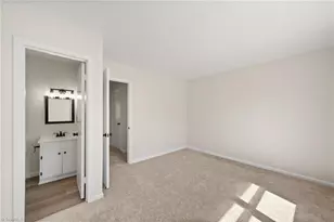 5721 Bramblegate Rd, Greensboro, NC 27409 - Photo 24