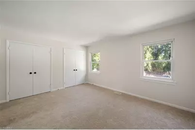 5721 Bramblegate Road #E, Greensboro, NC 27409 - Photo 18