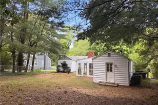 331 Burkewood Dr, Winston-Salem, NC 27104 - Photo 26