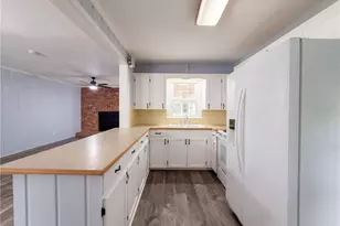 331 Burkewood Dr, Winston-Salem, NC 27104 - Photo 2