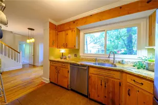 102 Sparger Pl, Greensboro, NC 27455 - Photo 18