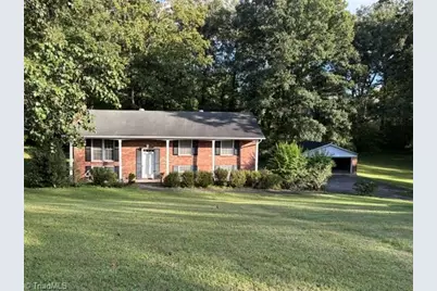 1224 Mountain View Road, North Wilkesboro, NC 28659 - Photo 2