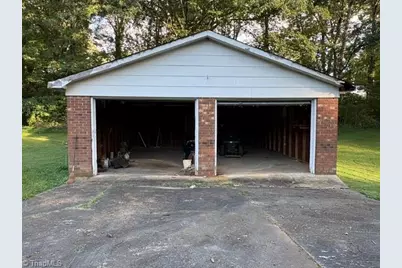 1224 Mountain View Road, North Wilkesboro, NC 28659 - Photo 18