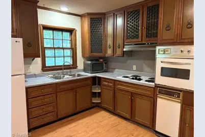 1224 Mountain View Road, North Wilkesboro, NC 28659 - Photo 30
