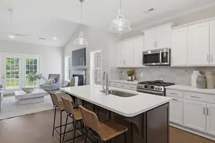 811 Gibb St, Winston-Salem, NC 27106 - Photo 8