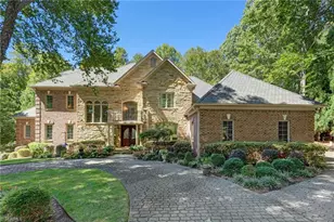 4 Elm Ridge Ct, Greensboro, NC 27408 - Photo 6