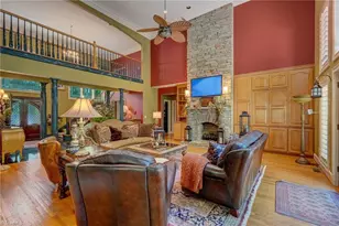4 Elm Ridge Ct, Greensboro, NC 27408 - Photo 10