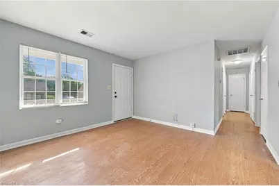1402 Brown Boulevard, Greensboro, NC 27401 - Photo 4