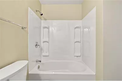 1402 Brown Boulevard, Greensboro, NC 27401 - Photo 12