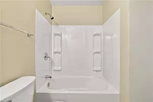 1402 Brown Blvd, Greensboro, NC 27401 - Photo 12