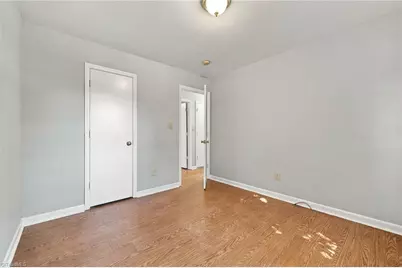 1402 Brown Boulevard, Greensboro, NC 27401 - Photo 16