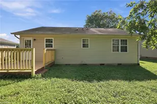 1402 Brown Blvd, Greensboro, NC 27401 - Photo 22