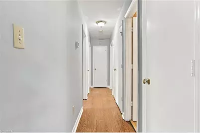 1402 Brown Boulevard, Greensboro, NC 27401 - Photo 10