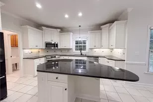 105 Ridgemere Ct, Winston-Salem, NC 27106 - Photo 2
