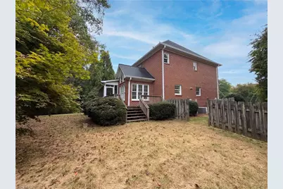 105 Ridgemere Court, Winston-Salem, NC 27106 - Photo 8