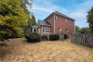 105 Ridgemere Ct, Winston-Salem, NC 27106 - Photo 8