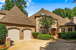 24 Rosebay Ln, Greensboro, NC 27455 - Photo 2