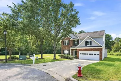 2639 Hidden Pond Cove, High Point, NC 27265 - Photo 2