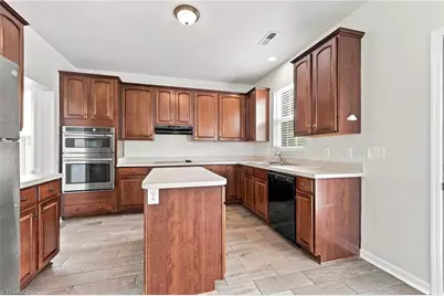2639 Hidden Pond Cove, High Point, NC 27265 - Photo 14