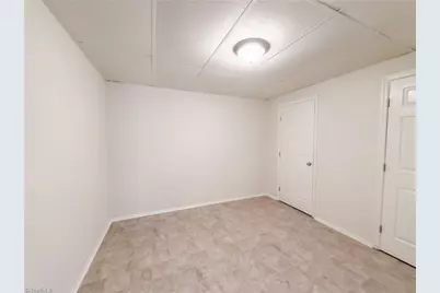 1001 Kingstree Ridge Drive, Winston-Salem, NC 27127 - Photo 26