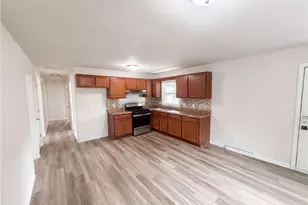 1502 Meadowview Rd, Greensboro, NC 27403 - Photo 2