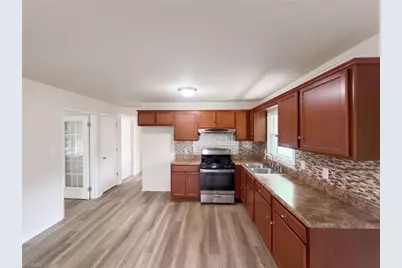1502 Meadowview Road, Greensboro, NC 27403 - Photo 20