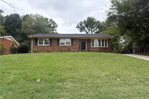 1502 Meadowview Rd, Greensboro, NC 27403 - Photo 1