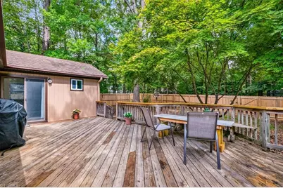 5805 Sagebrush Trail, Greensboro, NC 27409 - Photo 32