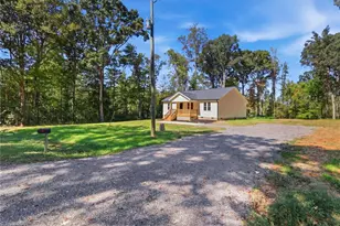 542 Asbury Rd, Seagrove, NC 27341 - Photo 2