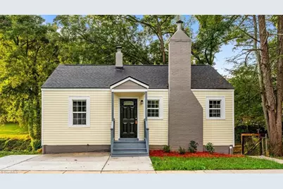 435 W Sharpe Street, Statesville, NC 28677 - Photo 2