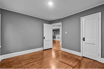 435 W Sharpe Street, Statesville, NC 28677 - Photo 16